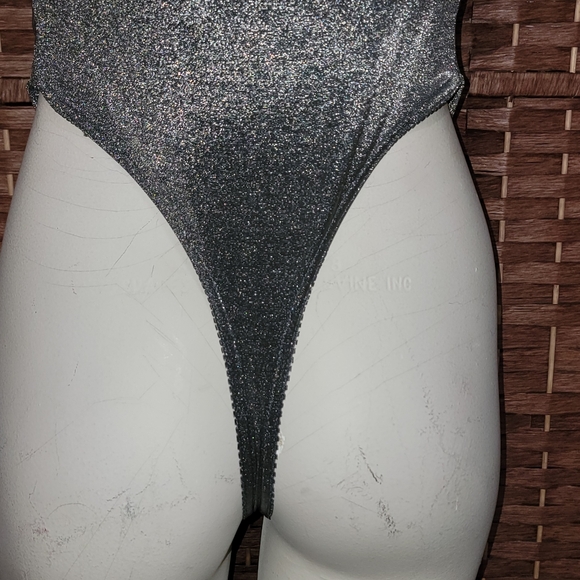 Victoria's Secret Vintage 1990s Gold Label Metallic Gray/Silver Body Suit 34B - Picture 5 of 14